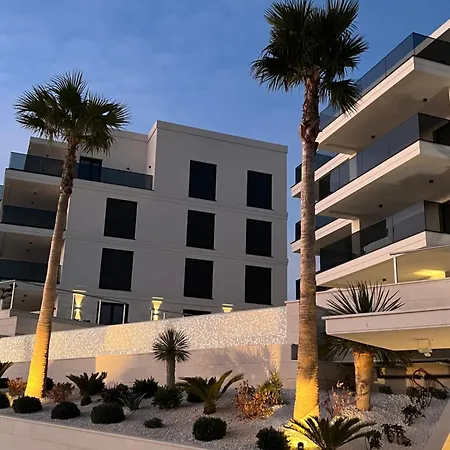 Pearl Seaview Primosten
