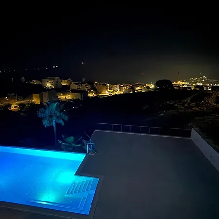 Pearl Seaview Daire *