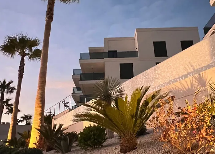 Pearl Seaview * Примоштен