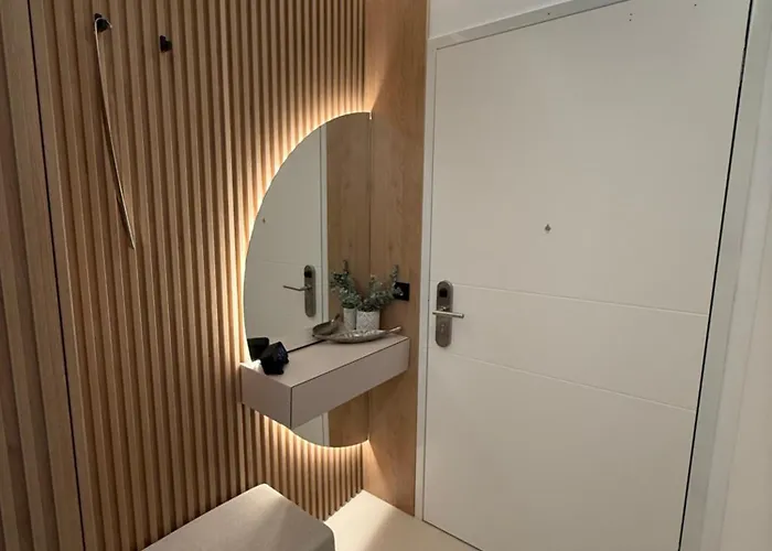 Pearl Seaview Примоштен